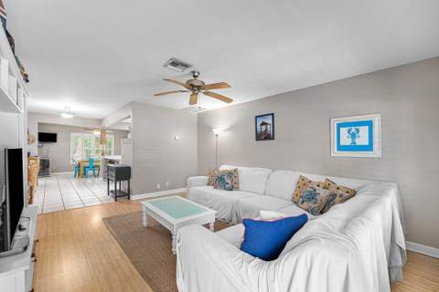 612 NW 7th Court, Boynton Beach FL - photo 6 of 35