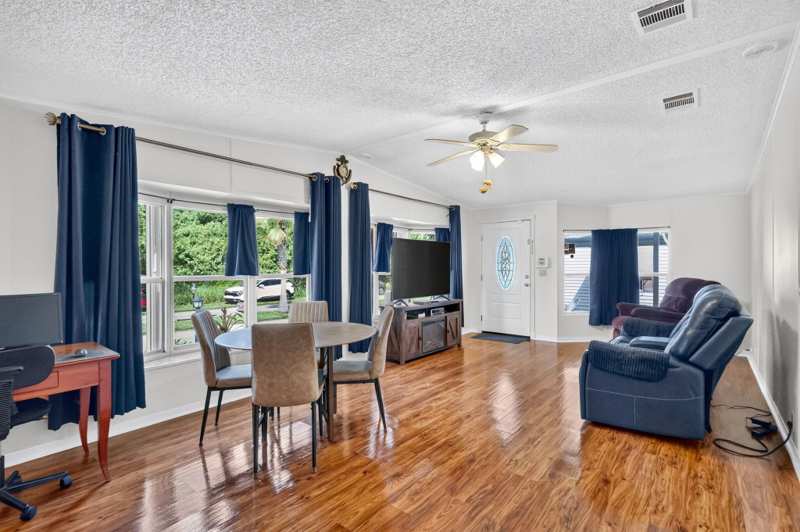 2 bedroom Manufactured Home at 23 Mediterranean Boulevard, Spanish Lakes One, Port St. Lucie — photo 1
