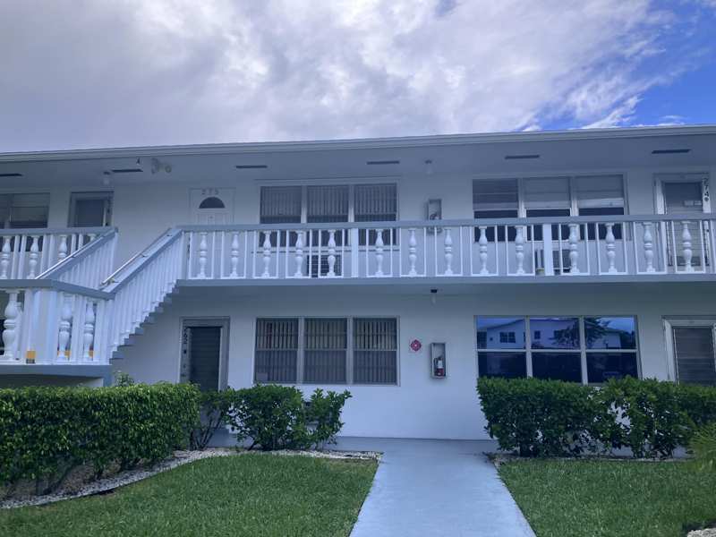 1 bedroom Condominium at 275 Windsor L, Windsor Condos, West Palm Beach — photo 1