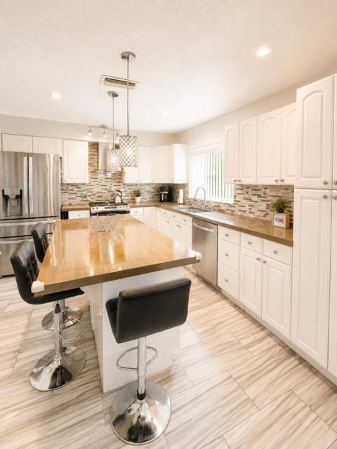 10720 NW 26th Place, Sunrise FL - photo 9 of 30
