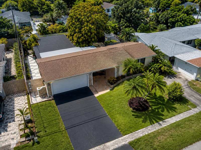 4 bedroom Single Family Residence at 10720 NW 26th Place, Sunrise Golf Village Sec 21, Sunrise — photo 1