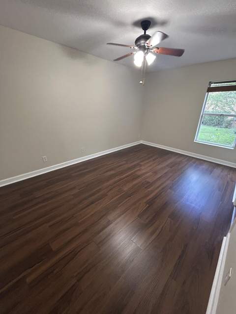 3804 Victoria Road, West Palm Beach FL - photo 17 of 44