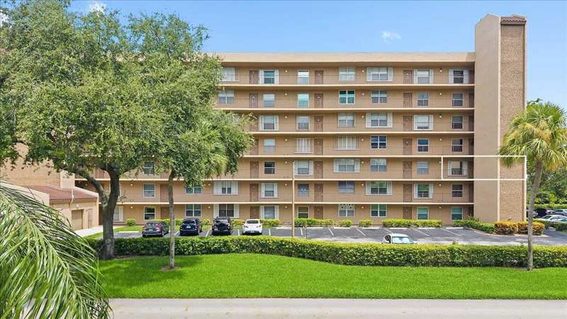 2 bedroom Condominium at 4570 NW 18th Avenue #310, Waters Edge Towers Condo, Deerfield Beach — photo 1