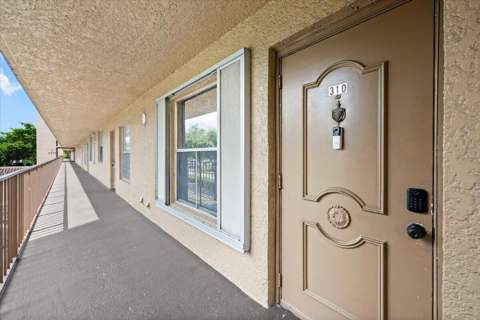 4570 NW 18th Avenue #310, Deerfield Beach FL - photo 6 of 37