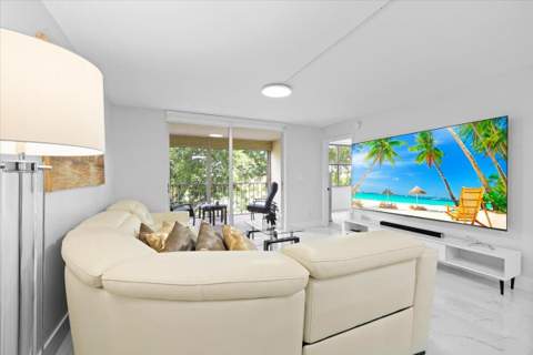 4570 NW 18th Avenue #310, Deerfield Beach FL - photo 18 of 37