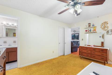 2593 Bahia Road, West Palm Beach FL - photo 12 of 32