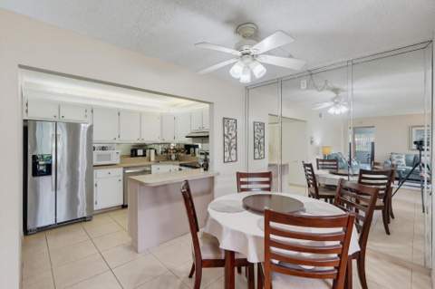 331 Knotty Pine Circle #C-1, Greenacres FL - photo 7 of 20