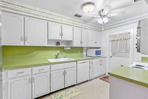 2593 Bahia Road, West Palm Beach FL - photo 19 of 32