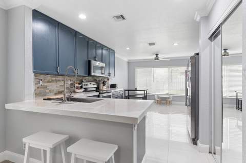 4176 Torres Circle, West Palm Beach FL - photo 8 of 21
