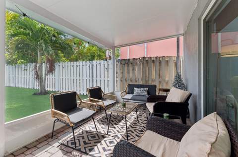 4176 Torres Circle, West Palm Beach FL - photo 18 of 21