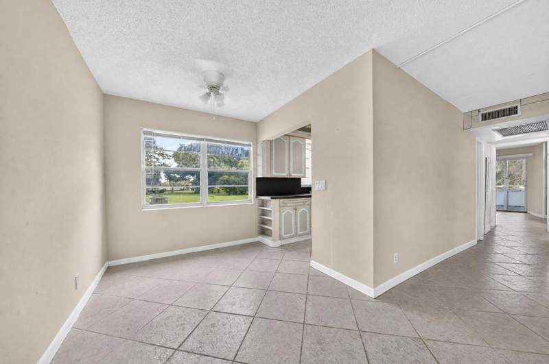 2 bedroom Condominium at 169 Westbury J #169, Westbury J Condo, Deerfield Beach — photo 4