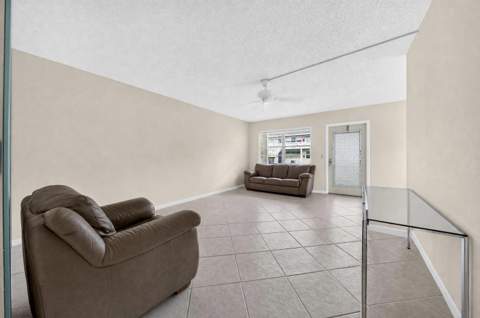 169 Westbury J #169, Deerfield Beach FL - photo 12 of 23