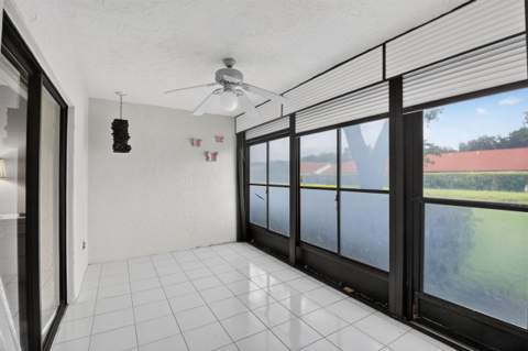 8179 Whispering Palm Drive, Boca Raton FL - photo 17 of 41