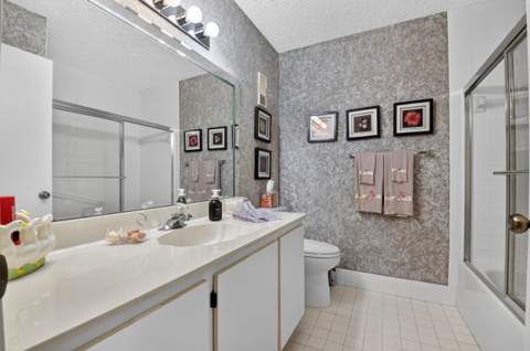 8179 Whispering Palm Drive, Boca Raton FL - photo 20 of 41