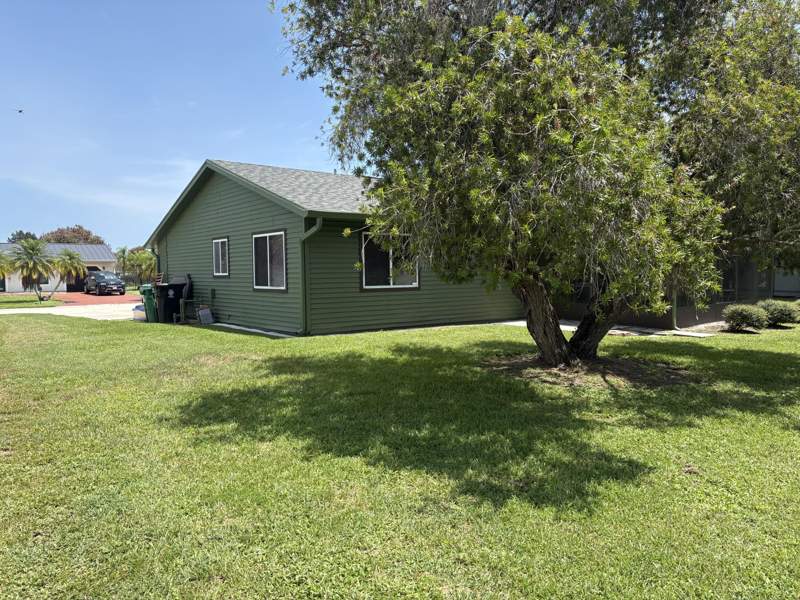 3 bedroom Single Family Residence at 1422 SE Arenson Lane, Port St Lucie Section 52, Port St. Lucie — photo 4