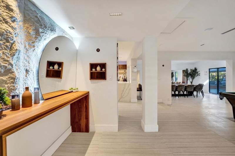 4 bedroom Single Family Residence at 4417 SW 38th Terrace, Davis Isles Sec 4, Fort Lauderdale — photo 4