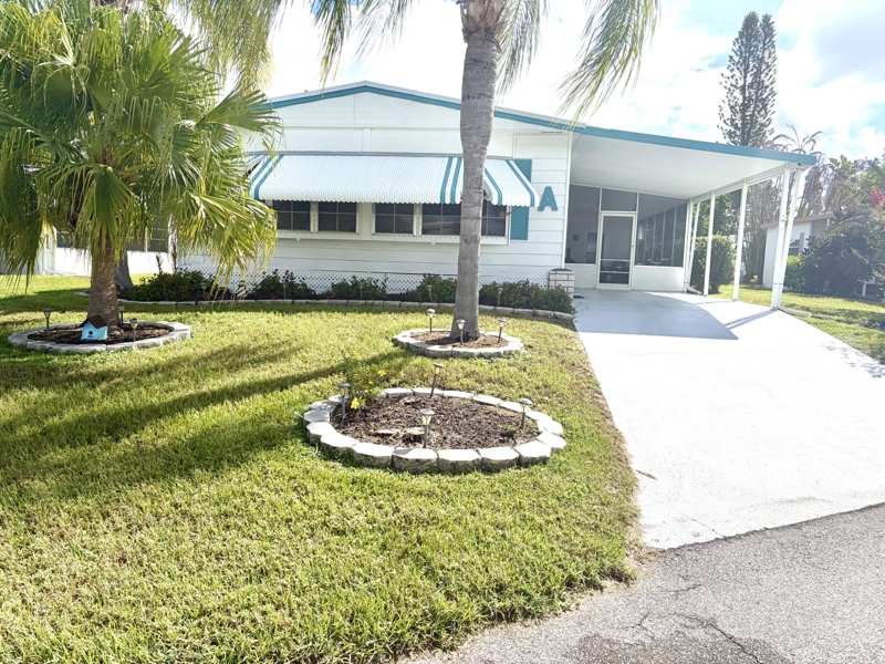 2 bedroom Manufactured Home at 21 Orinco, Spanish Lakes Golf Village community, Port St. Lucie — photo 1
