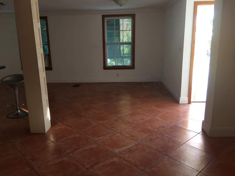 2 bedroom Mobile Home at 2911 Tangerine Lane, Hilltop Park, West Palm Beach — photo 2