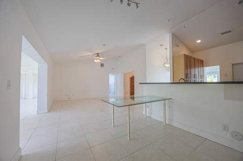 9453 Burlington Place, Boca Raton FL - photo 12 of 23