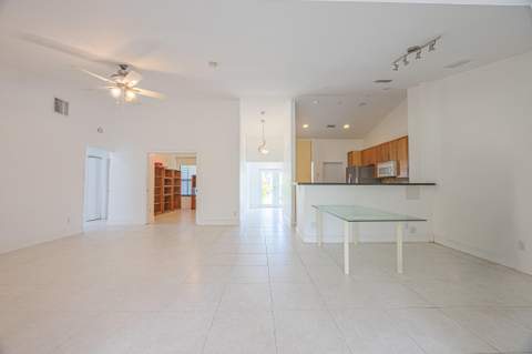 9453 Burlington Place, Boca Raton FL - photo 13 of 23