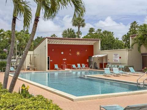 2540 Boundbrook Boulevard #204, Palm Springs FL - photo 15 of 16