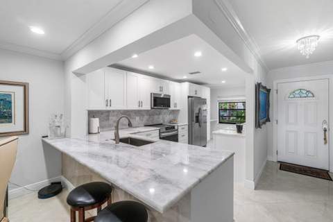 34 Stratford Lane #C, Boynton Beach FL - photo 9 of 67