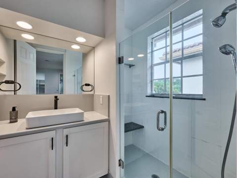 2401 NW 7th Street, Boynton Beach FL - photo 13 of 31