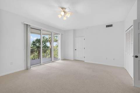 1660 S Highway A1A (Incl. separate deeded guest suite) #222, Jupiter FL - photo 17 of 31