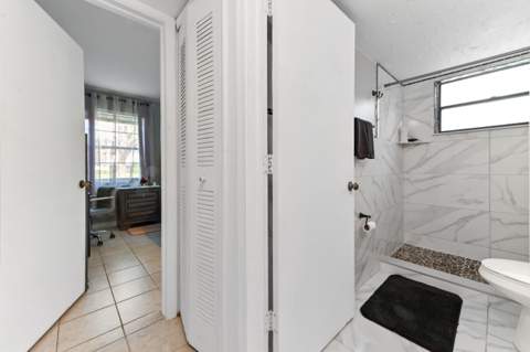 23378 Lyons Road #204, Boca Raton FL - photo 17 of 34