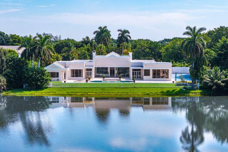 6 bedroom Single Family Residence at 18161 Daybreak Drive, Long Lake Estates, Boca Raton — photo 3
