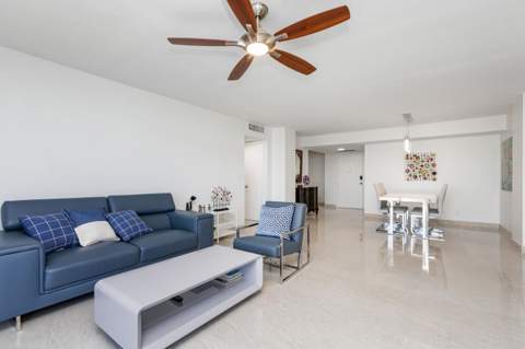 427 Golden Isles Drive, Hallandale Beach FL - photo 9 of 23