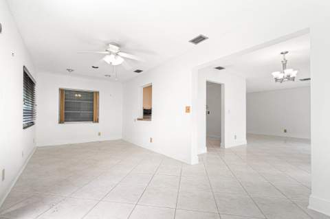 6085 Stanley Lane, Delray Beach FL - photo 13 of 25