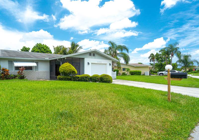 2 bedroom Villa at 6085 Stanley Lane, Delray Villas 4, Delray Beach — photo 2