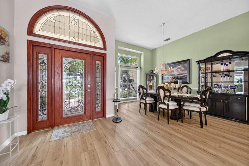 4 bedroom Single Family Residence at 913 SW Lighthouse Drive, Harbour Pointe, Palm City — photo 4