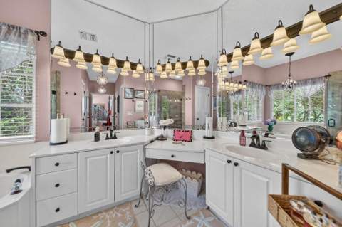 913 SW Lighthouse Drive, Palm City FL - photo 15 of 32