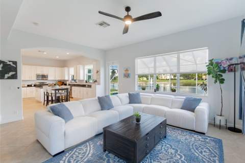 428 Cresta Circle, West Palm Beach FL - photo 12 of 64