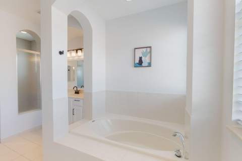 428 Cresta Circle, West Palm Beach FL - photo 23 of 64
