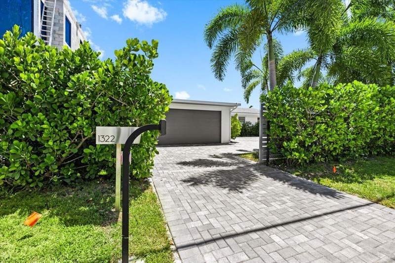 4 bedroom Single Family Residence at 1322 Cordova Road, Lauderdale Harbors, Fort Lauderdale — photo 4