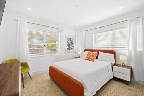 1322 Cordova Road, Fort Lauderdale FL - photo 18 of 45
