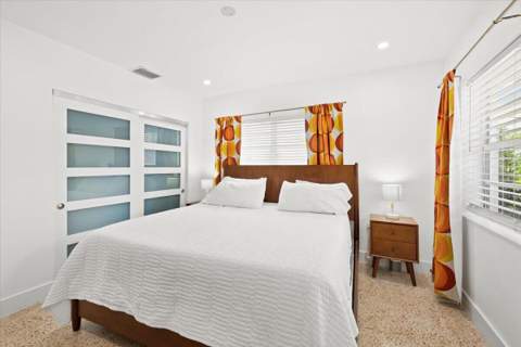 1322 Cordova Road, Fort Lauderdale FL - photo 22 of 45