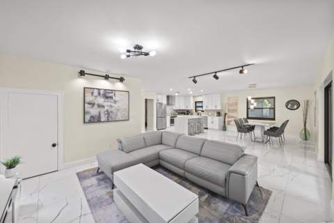 4406 SW 35th Avenue, Fort Lauderdale FL - photo 11 of 70