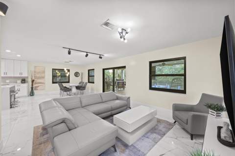 4406 SW 35th Avenue, Fort Lauderdale FL - photo 13 of 70