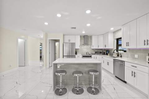 4406 SW 35th Avenue, Fort Lauderdale FL - photo 19 of 70