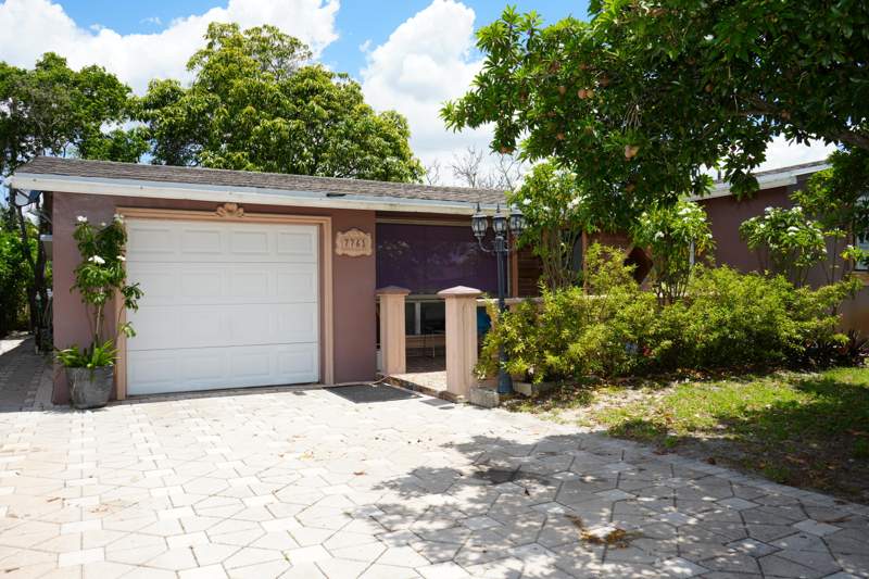3 bedroom Single Family Residence at 7761 Biltmore Boulevard, Miramar Park First Add, Miramar — photo 2