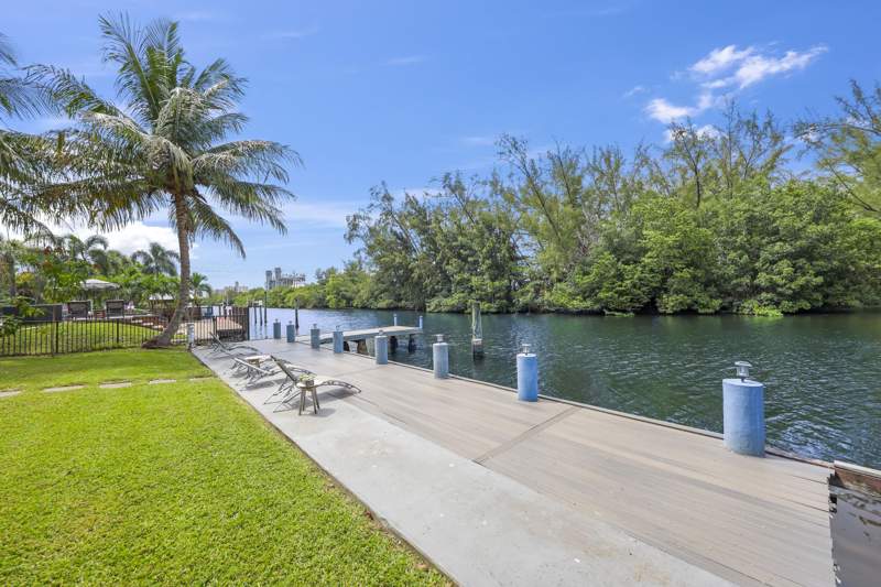 4 bedroom Single Family Residence at 4406 SW 35th Avenue, Davis Isles, Fort Lauderdale — photo 5