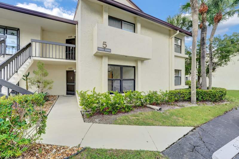 3 bedroom Condominium at 3359 Lucerne Park Drive, Lucerne Park Condos , Greenacres — photo 2