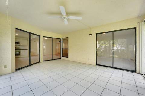 3359 Lucerne Park Drive, Greenacres FL - photo 24 of 41