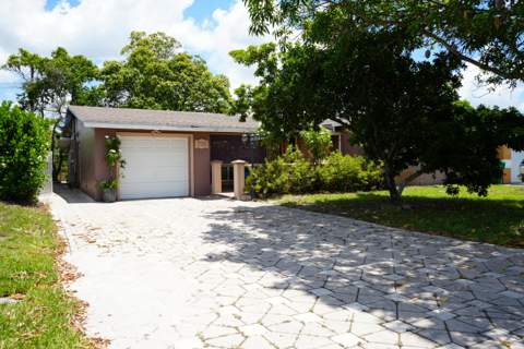 7761 Biltmore Boulevard, Miramar FL - photo 10 of 96