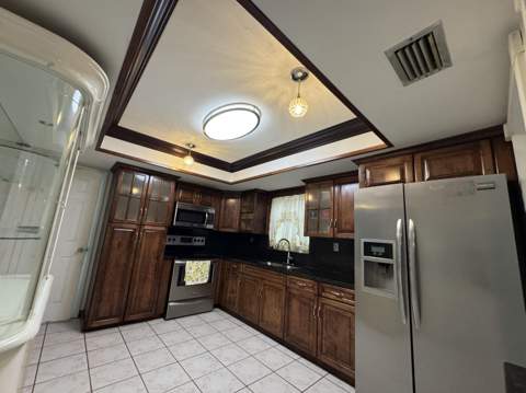 7761 Biltmore Boulevard, Miramar FL - photo 12 of 96