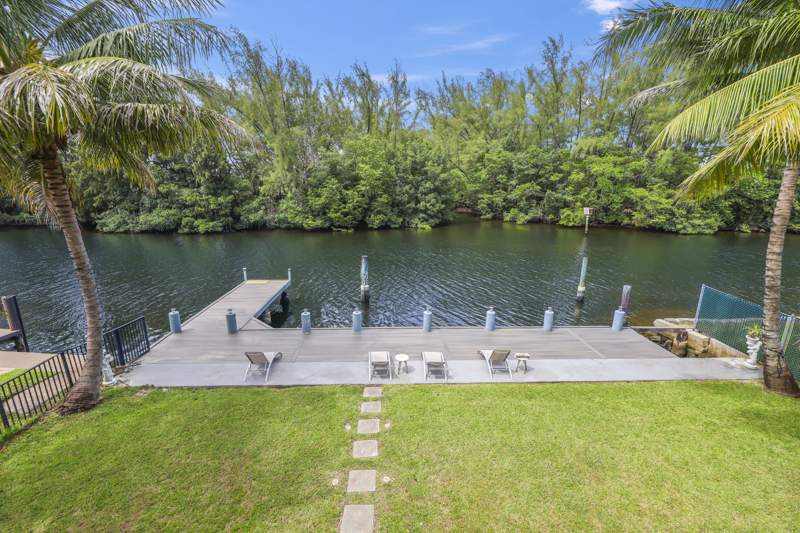 4 bedroom Single Family Residence at 4406 SW 35th Avenue, Davis Isles, Fort Lauderdale — photo 3